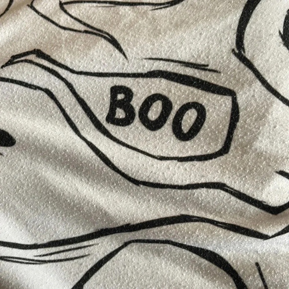 Halloween Ghost T-Shirt - Picture 6 of 7